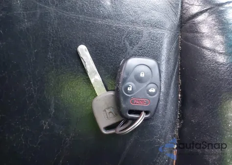 2005 Honda Accord 2.4 Ex z USA, uszkodzony, nr VIN 1HGCM558X5A180698